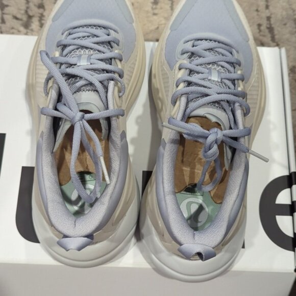 NWT Lululemon Blissfeel Trail Womens Running Shoe Silver Drop / Baked - Picture 12 of 15